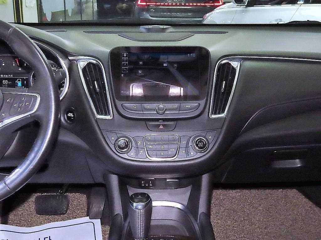 Chevrolet Malibu - Vista 11