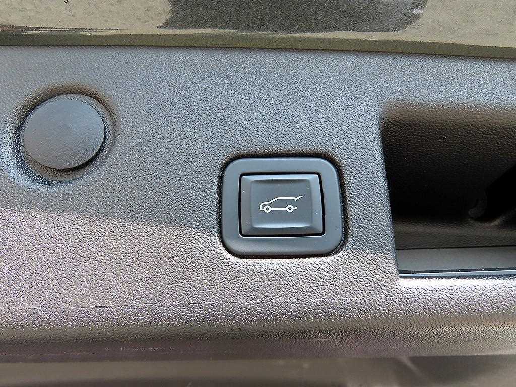 Chevrolet Equinox 2018 Gris - Importación desde Corea - HF Imports Iquique - Foto 17