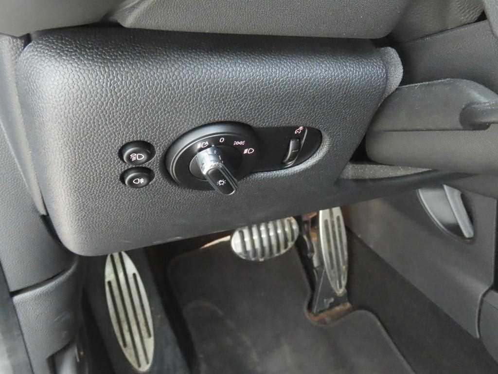 Mini Cooper - Vista 10