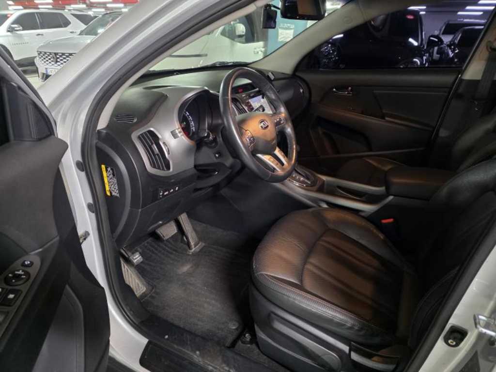KIA Sportage - Vista 12