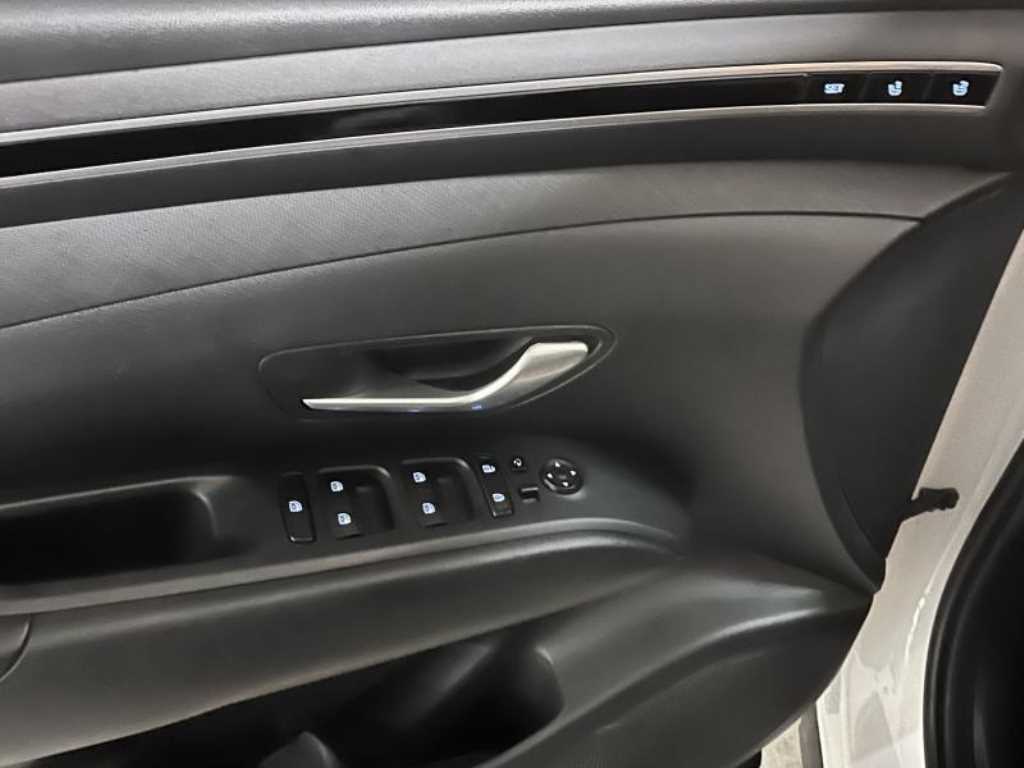 HYUNDAI Tucson - Vista 10