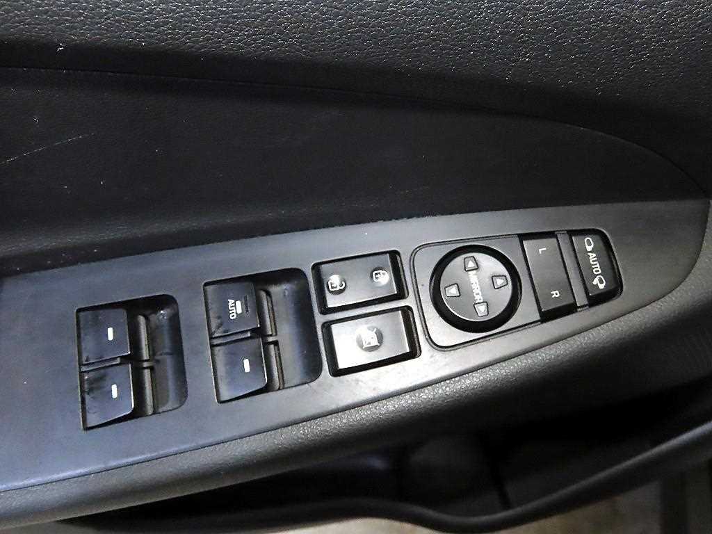 HYUNDAI Tucson 2016 Blanco - Importación desde Corea - HF Imports Iquique - Foto 14