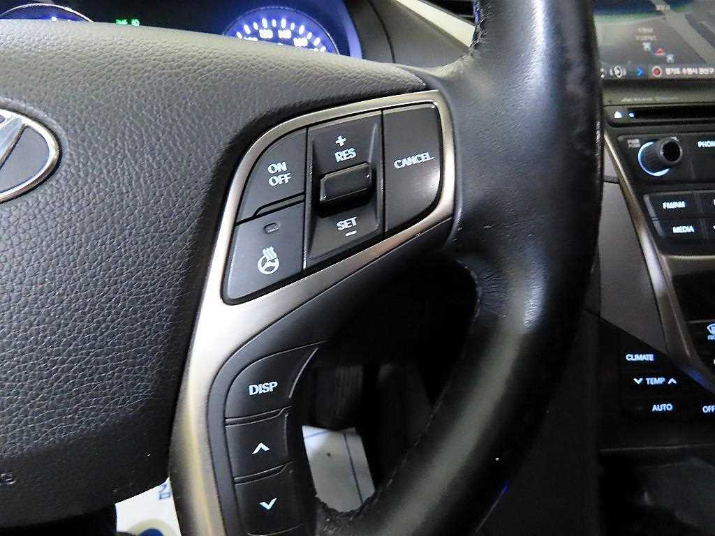 HYUNDAI Grandeur 2015 Blanco - Importación desde Corea - HF Imports Iquique - Foto 13