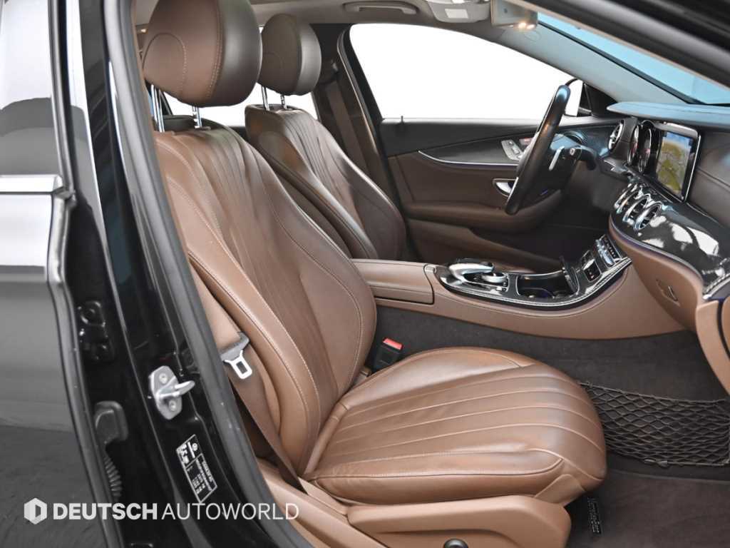 Mercedes Benz E class - Vista 10