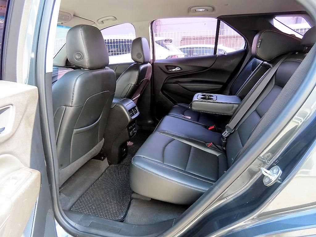 Chevrolet Equinox - Vista 6