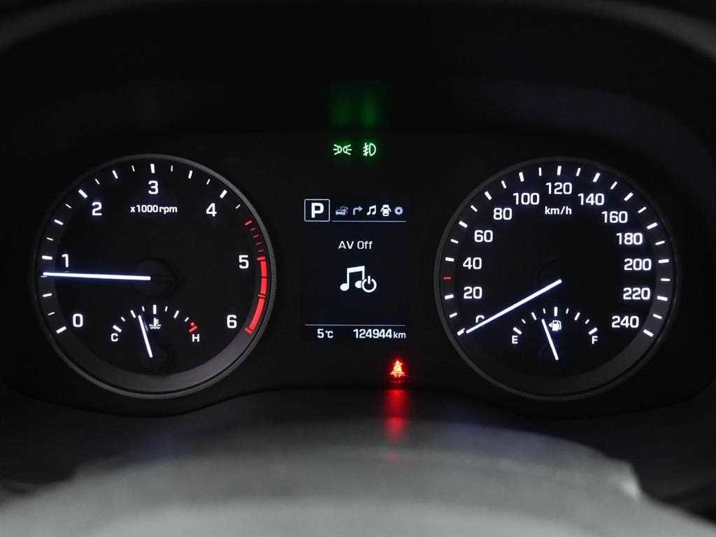 HYUNDAI Tucson - Vista 8