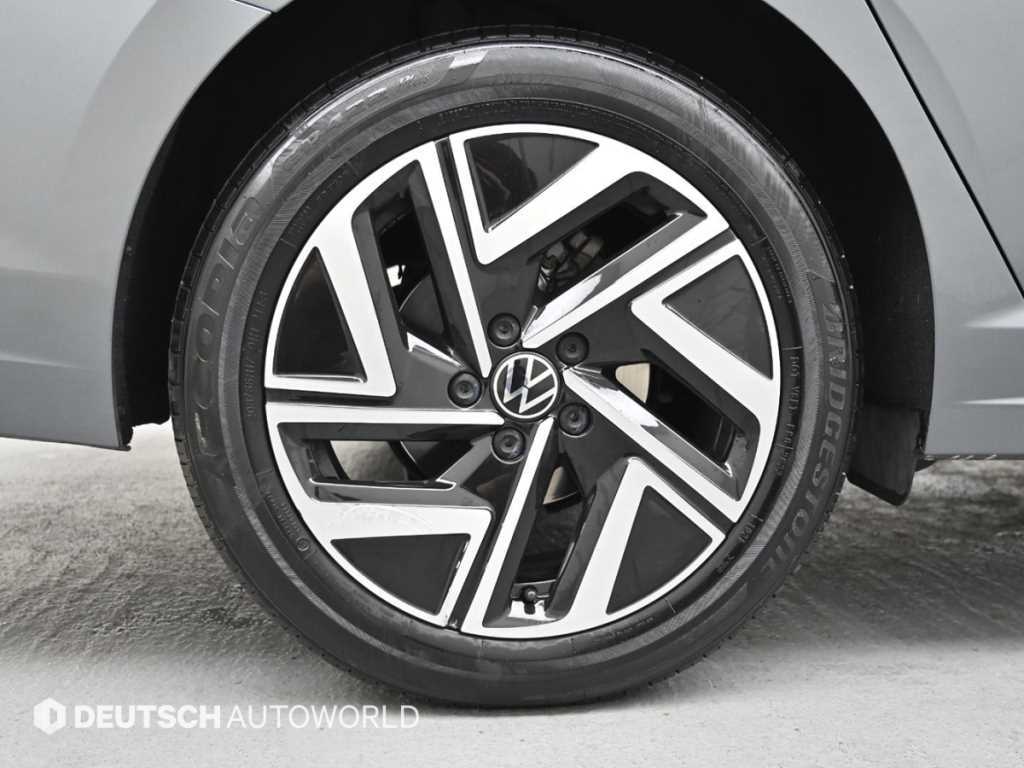 Volkswagen Jetta - Vista 5