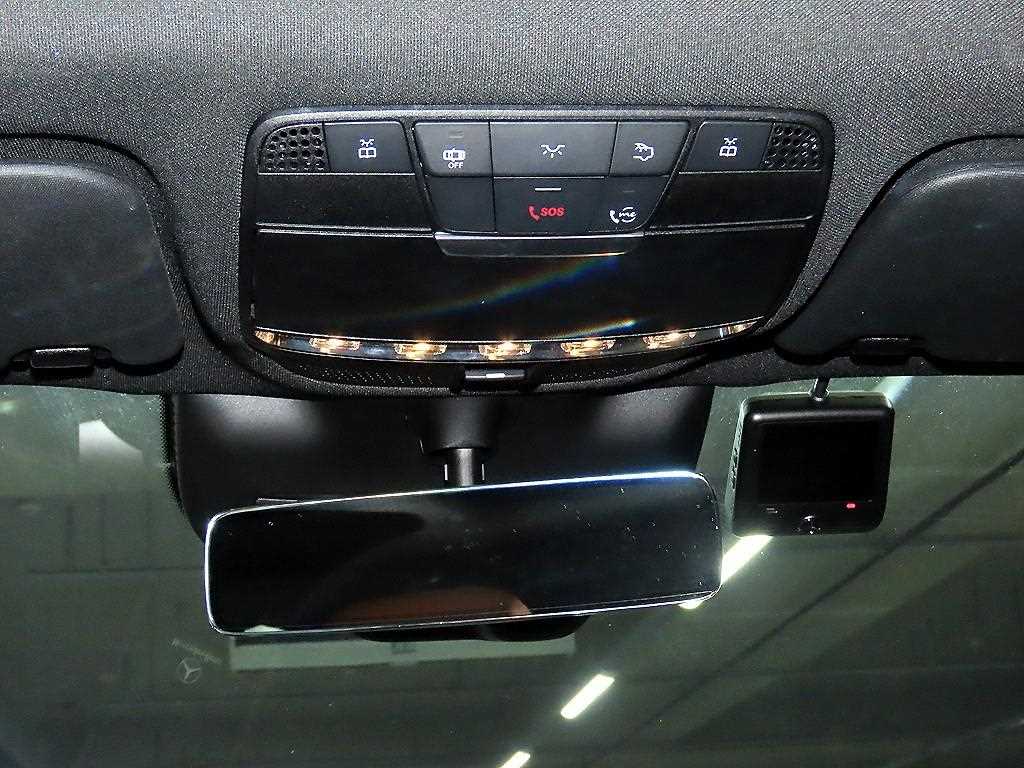 Mercedes Benz GLC Class 2023 Gris - Importación desde Corea - HF Imports Iquique - Foto 14