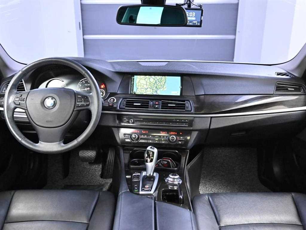 BMW 5 Series - Vista 7