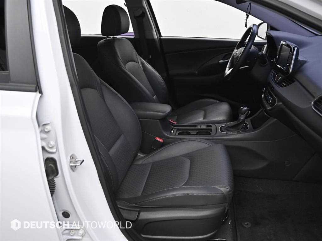 HYUNDAI i30 - Vista 9