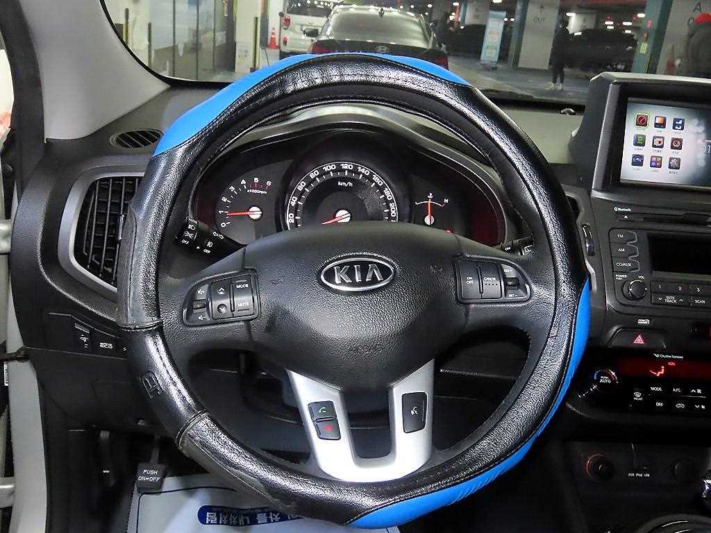 KIA Sportage - Vista 8