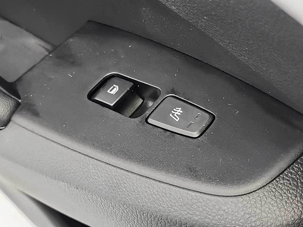 KIA Seltos 2023 Blanco - Importación desde Corea - HF Imports Iquique - Foto 14