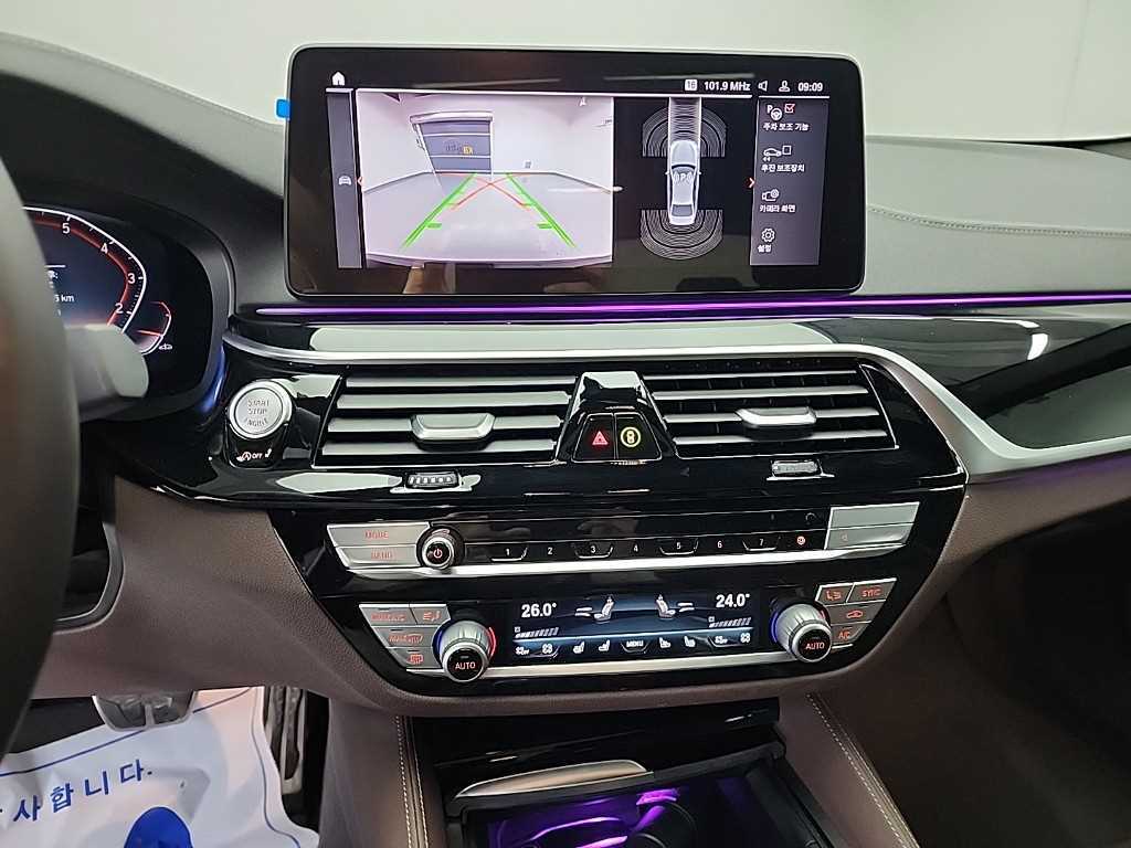 BMW 5 Series - Vista 10