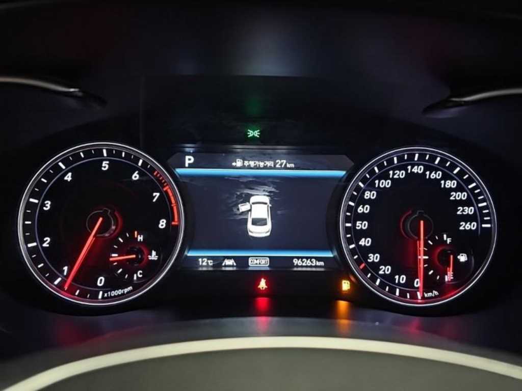 Genesis G70 - Vista 6