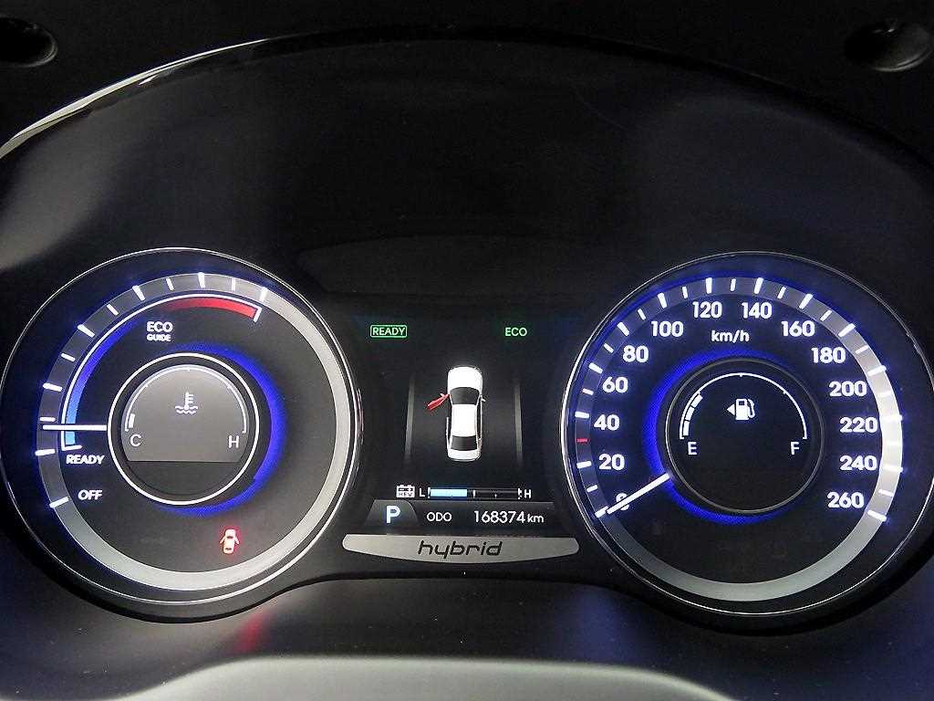 HYUNDAI Grandeur - Vista 12