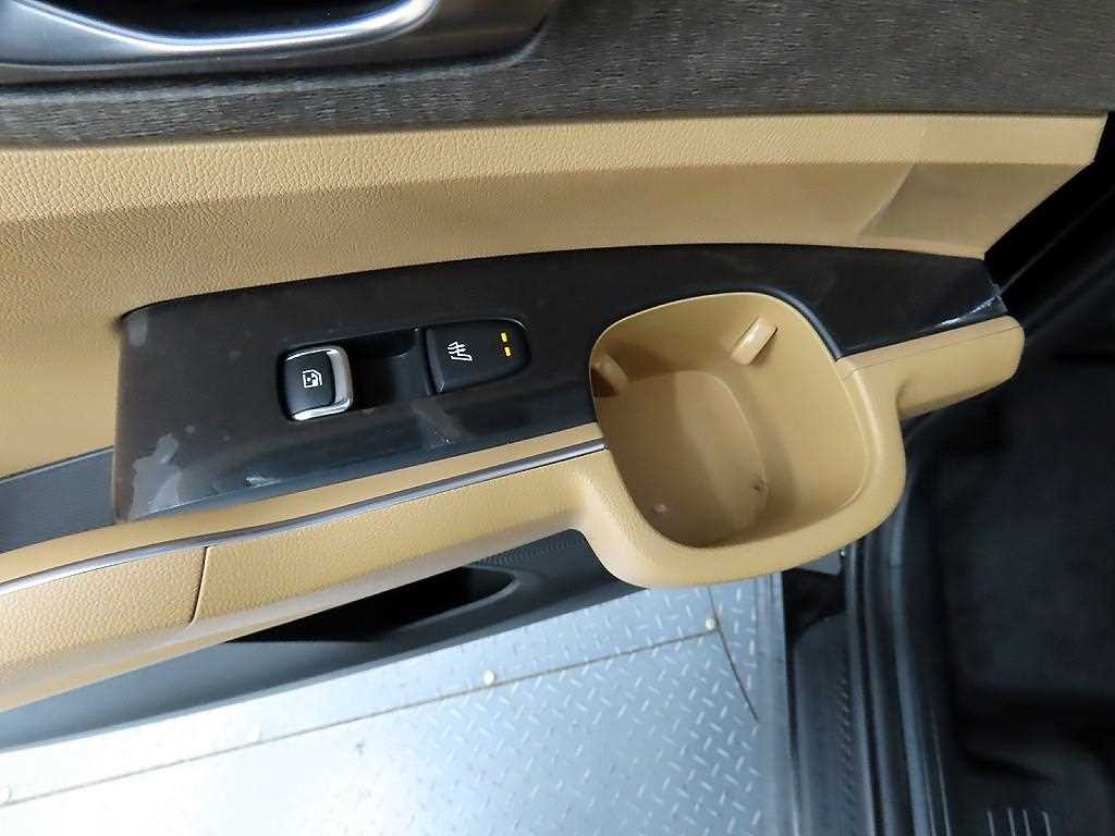 KIA Sorento - Vista 12