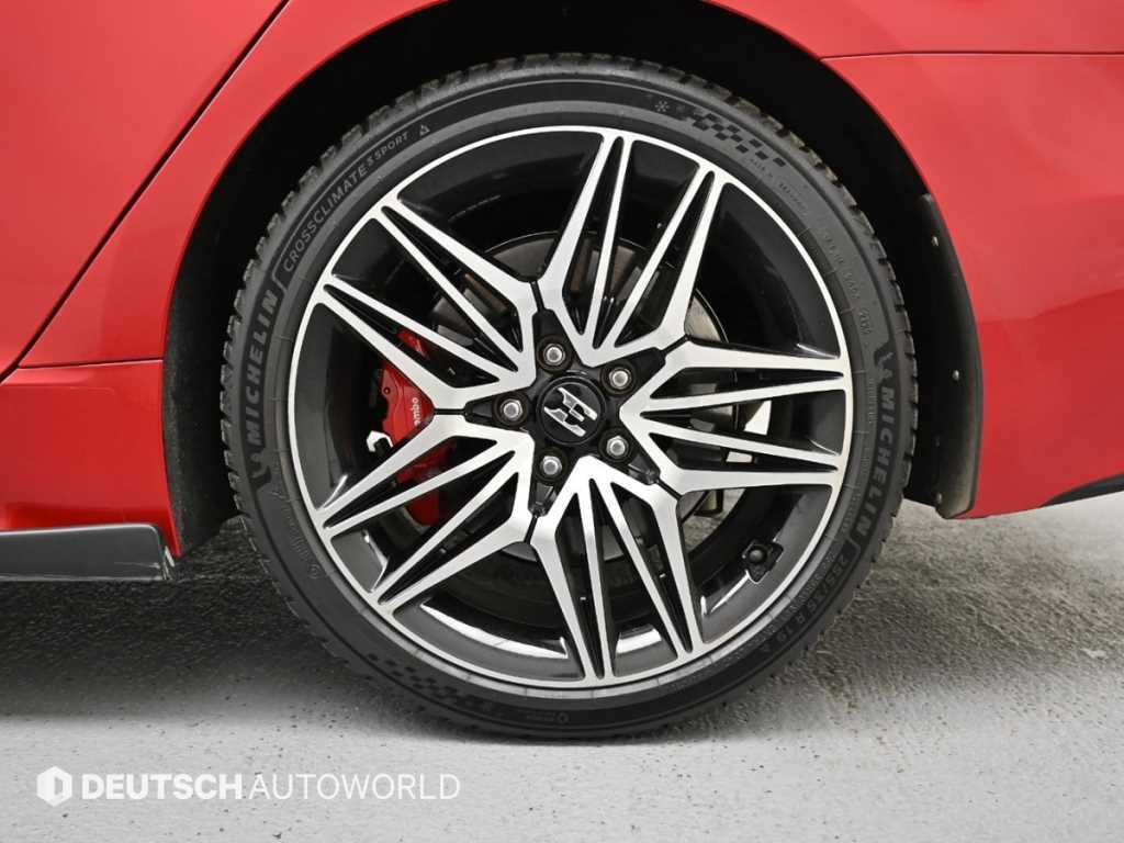 KIA Stinger - Vista 5