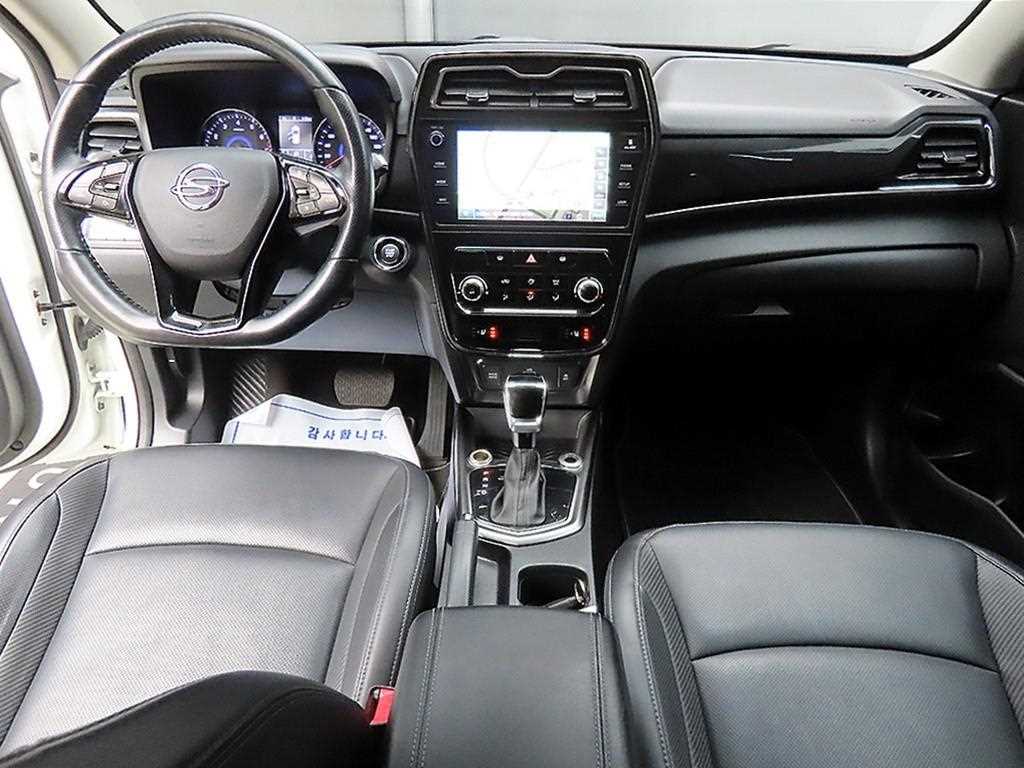 Ssangyong Tivoli - Vista 7