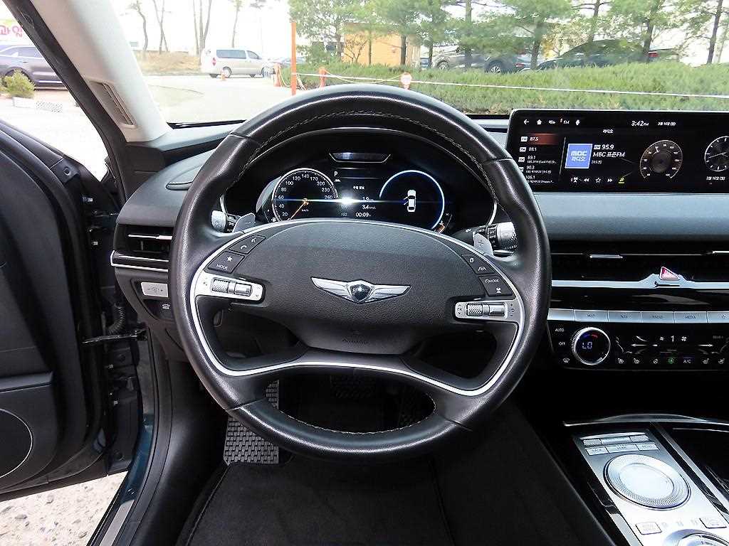 Genesis G80 - Vista 8