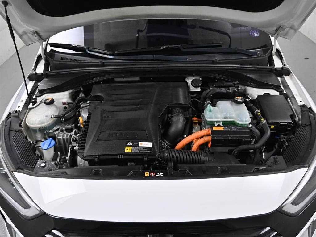 HYUNDAI Ioniq - Vista 6