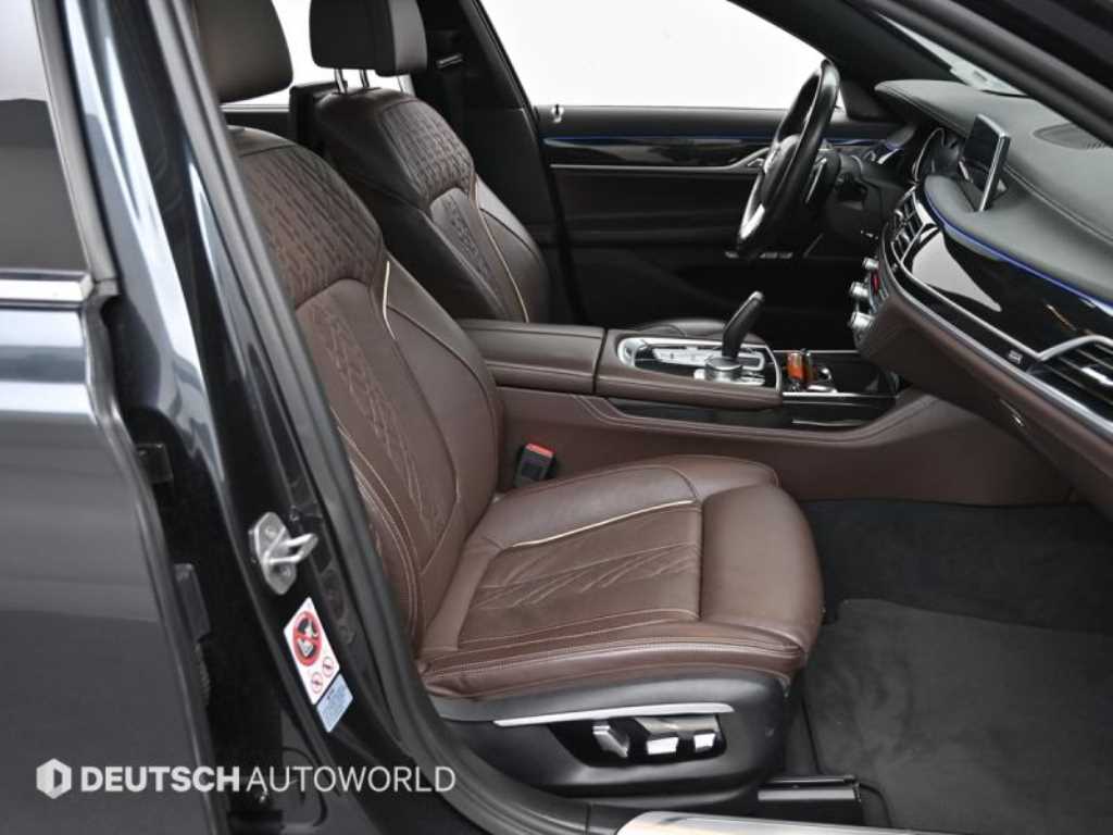 BMW 7 Series - Vista 11