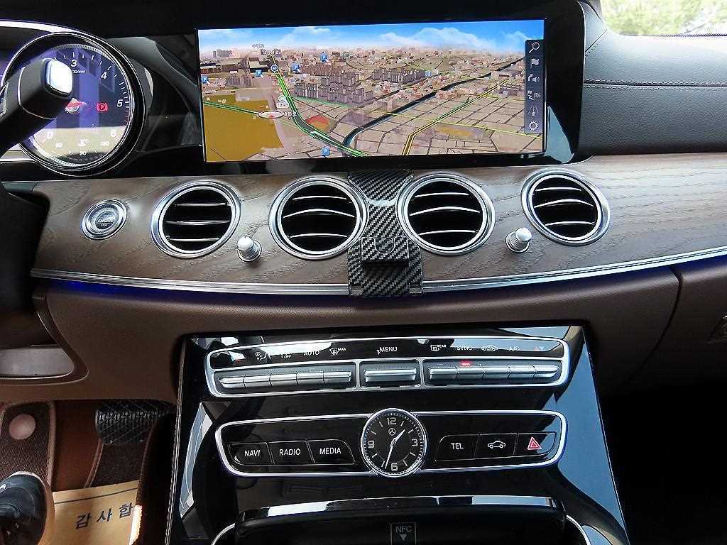 Mercedes Benz E class 2019 Negro - Importación desde Corea - HF Imports Iquique - Foto 13