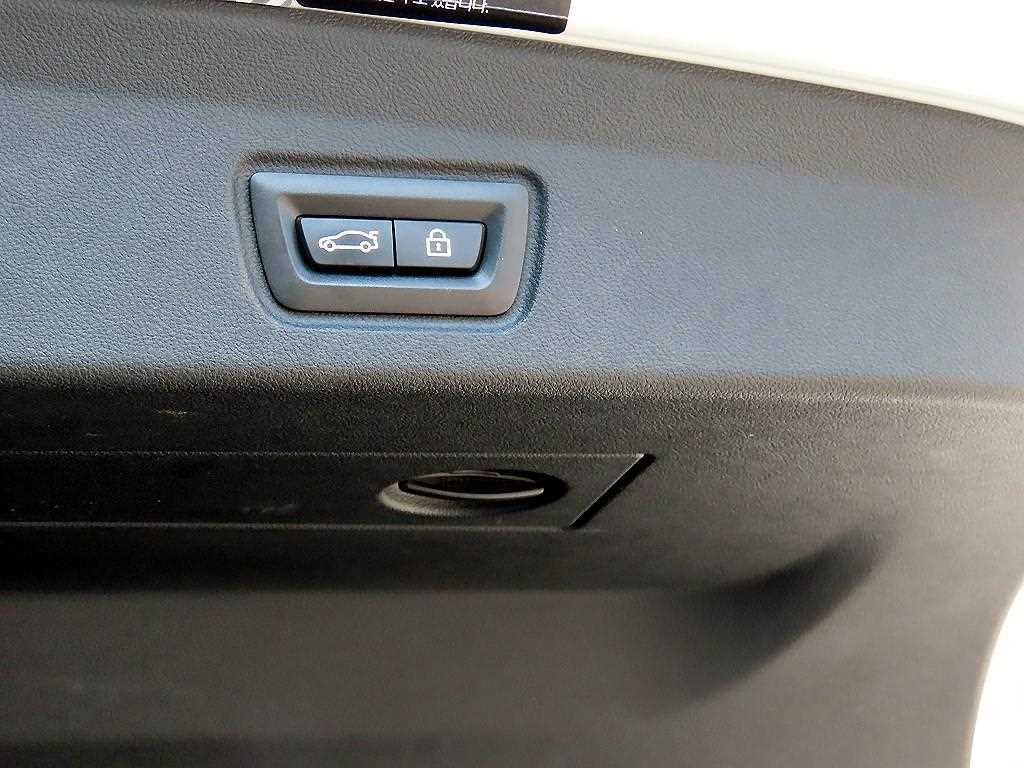 BMW i4 2023 Blanco - Importación desde Corea - HF Imports Iquique - Foto 15