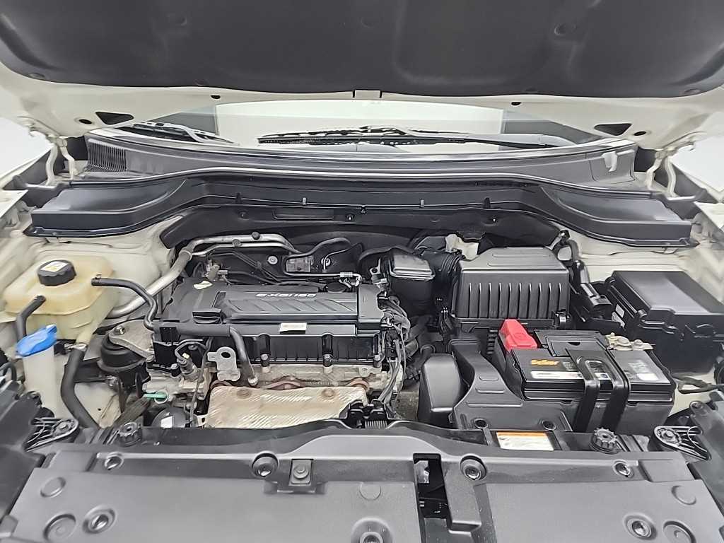 Ssangyong Tivoli - Vista 5