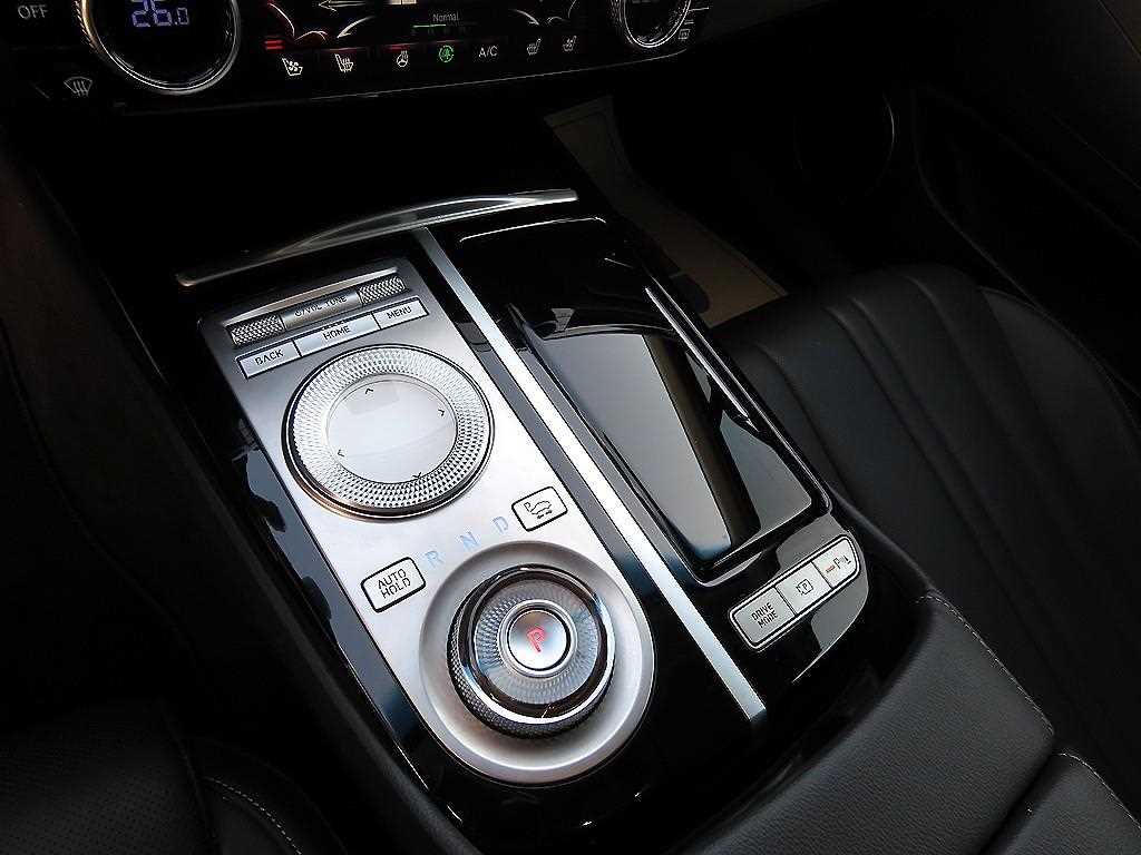 Genesis G80 - Vista 11