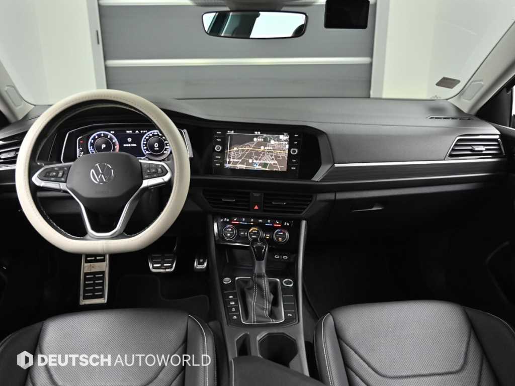 Volkswagen Jetta - Vista 7