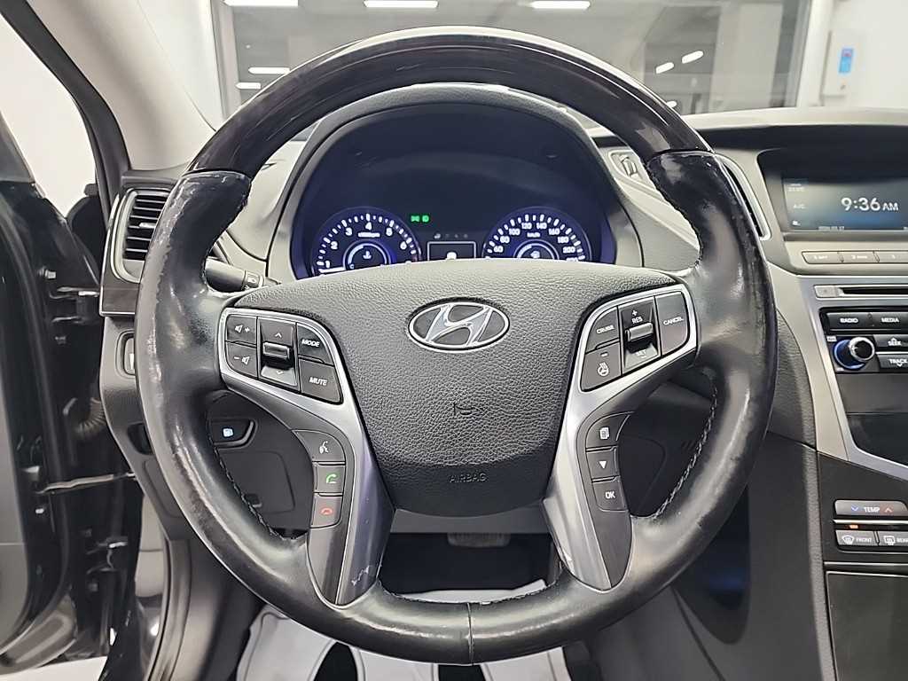 HYUNDAI Grandeur - Vista 9