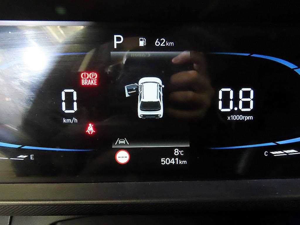 HYUNDAI Casper - Vista 9