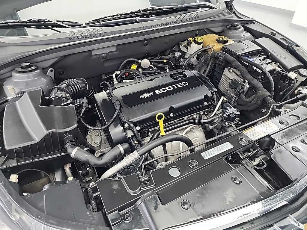 Chevrolet Cruise - Vista 5