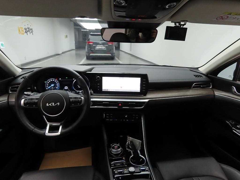 KIA K5 - Vista 7