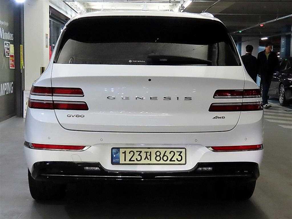 Genesis GV80 - Vista 5