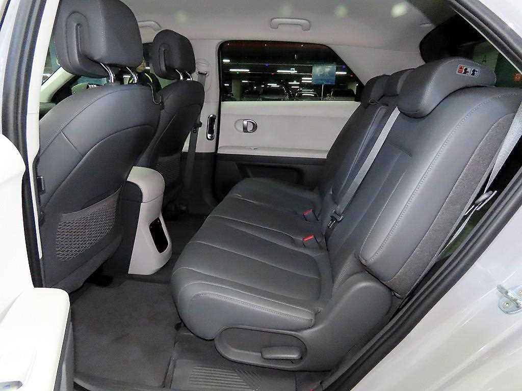 HYUNDAI Ioniq 5 - Vista 7