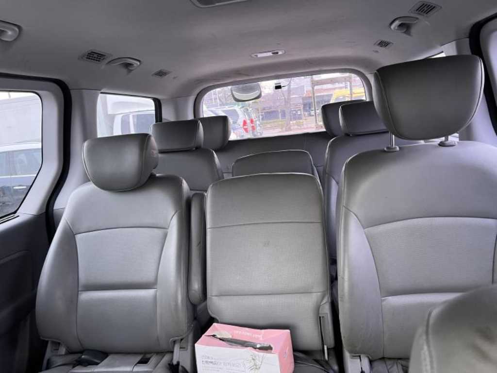 HYUNDAI Starex 2015 Blanco - Importación desde Corea - HF Imports Iquique - Foto 13