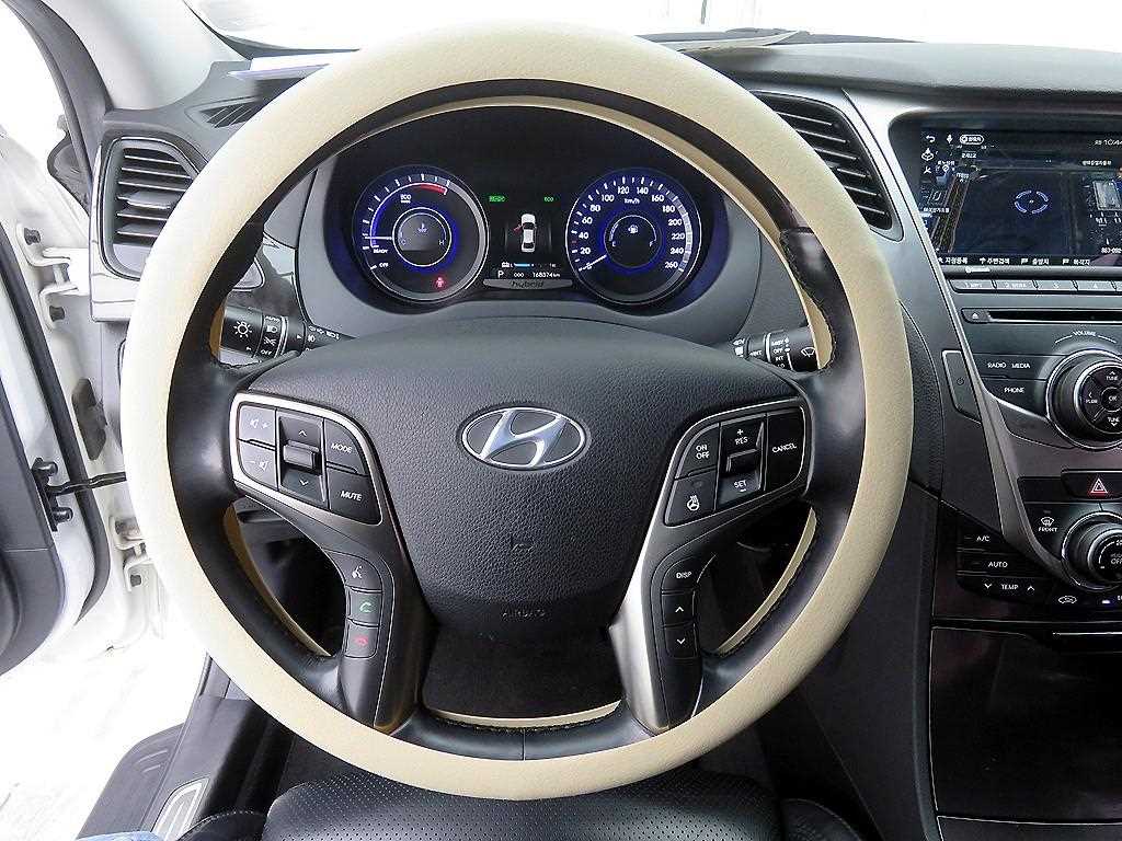 HYUNDAI Grandeur - Vista 10