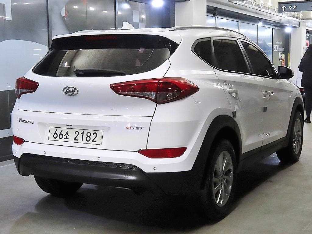 HYUNDAI Tucson - Vista 4