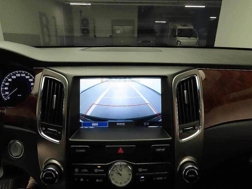 HYUNDAI Equus 2010 Negro - Importación desde Corea - HF Imports Iquique - Foto 16