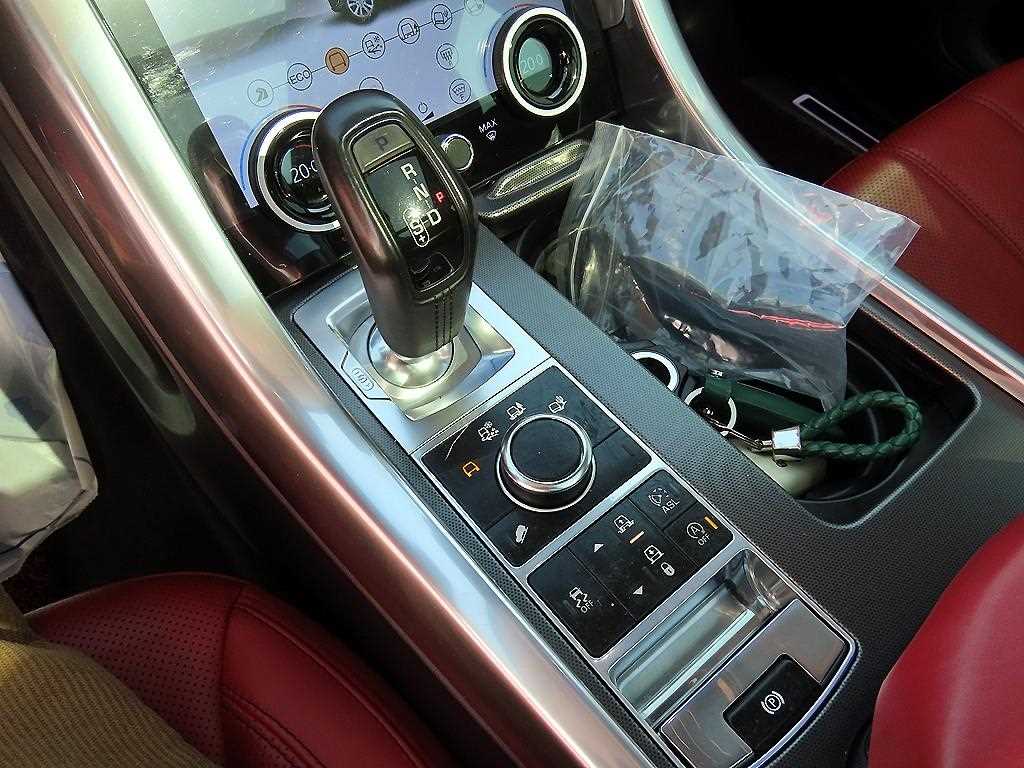 Land Rover Range Rover Sports - Vista 10