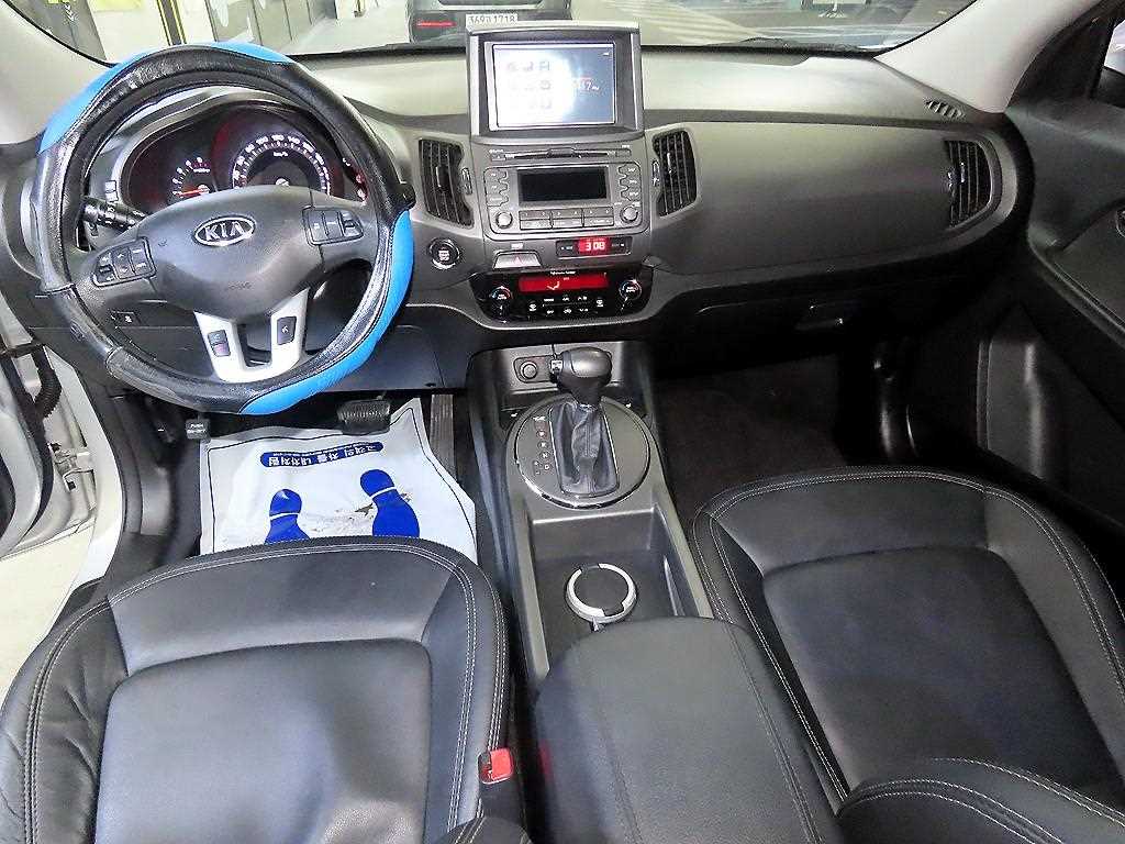 KIA Sportage - Vista 10