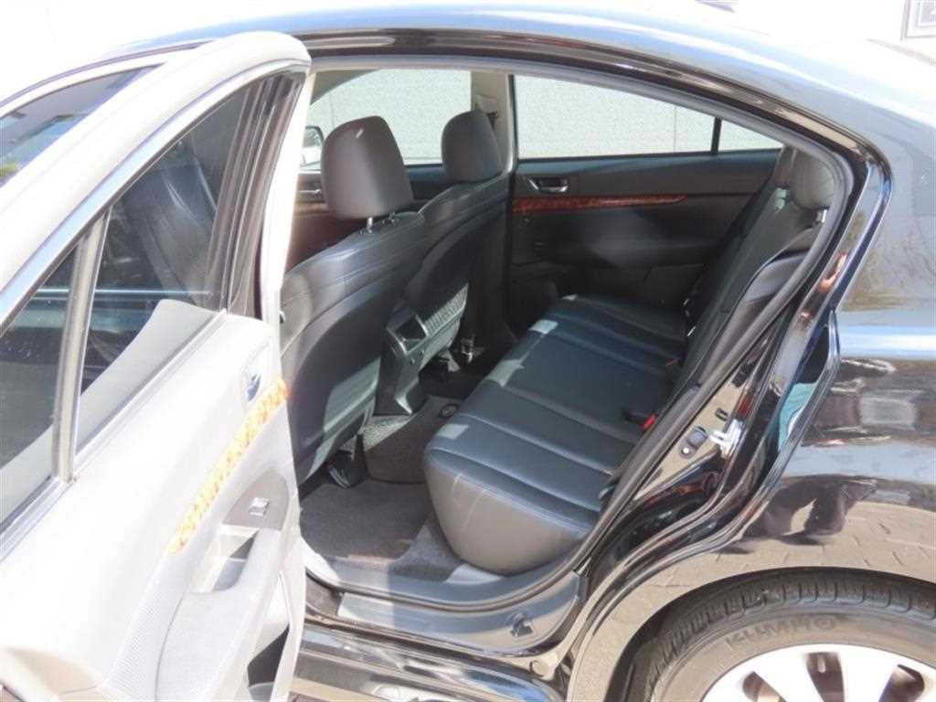 Subaru Legacy 2011 Negro - Importación desde Corea - HF Imports Iquique - Foto 14