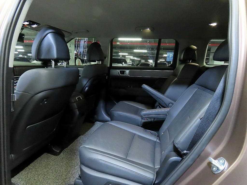 HYUNDAI Santa Fe - Vista 7