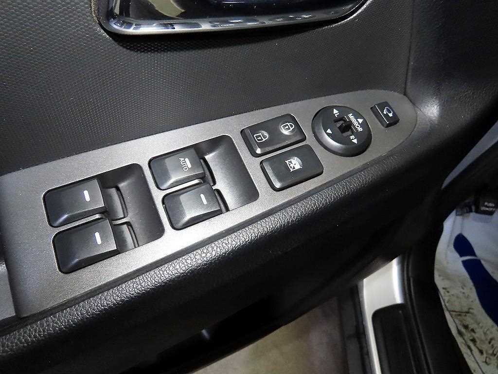 KIA Sportage 2012 Plateado - Importación desde Corea - HF Imports Iquique - Foto 14