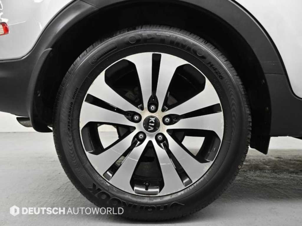 KIA Sportage - Vista 5