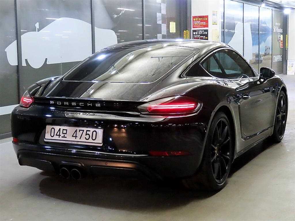 Porsche 718 - Vista 4