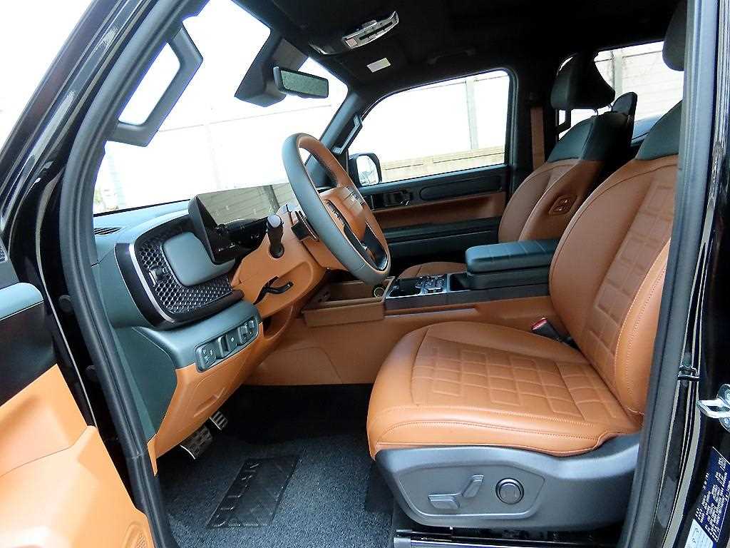 KIA Tasman - Vista 7