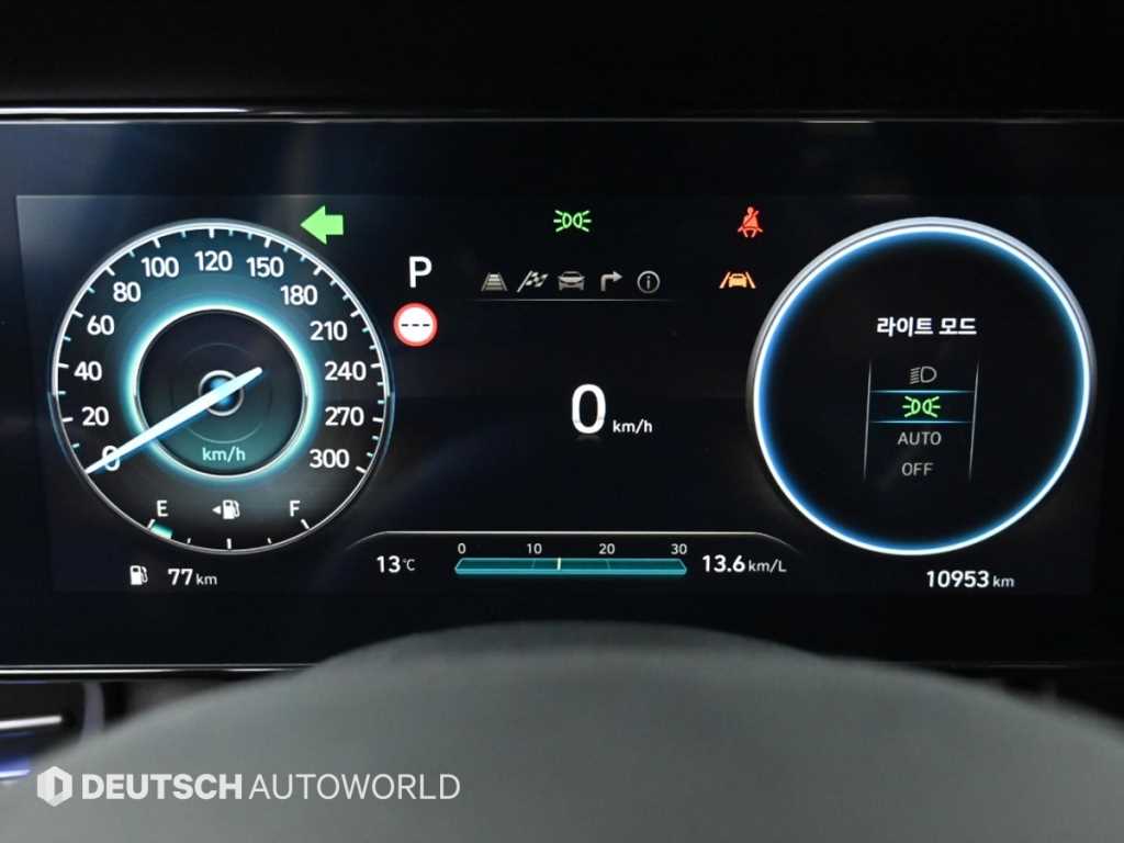 HYUNDAI Avante - Vista 8