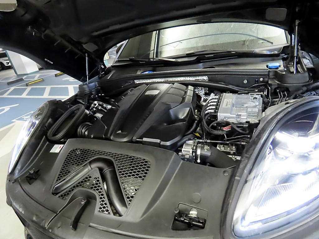 Porsche Macan 2023 Negro - Importación desde Corea - HF Imports Iquique - Foto 19